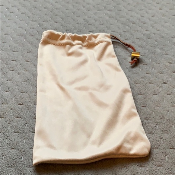 Perfect condition Tory Burch sunglasses - Picture 10 of 10